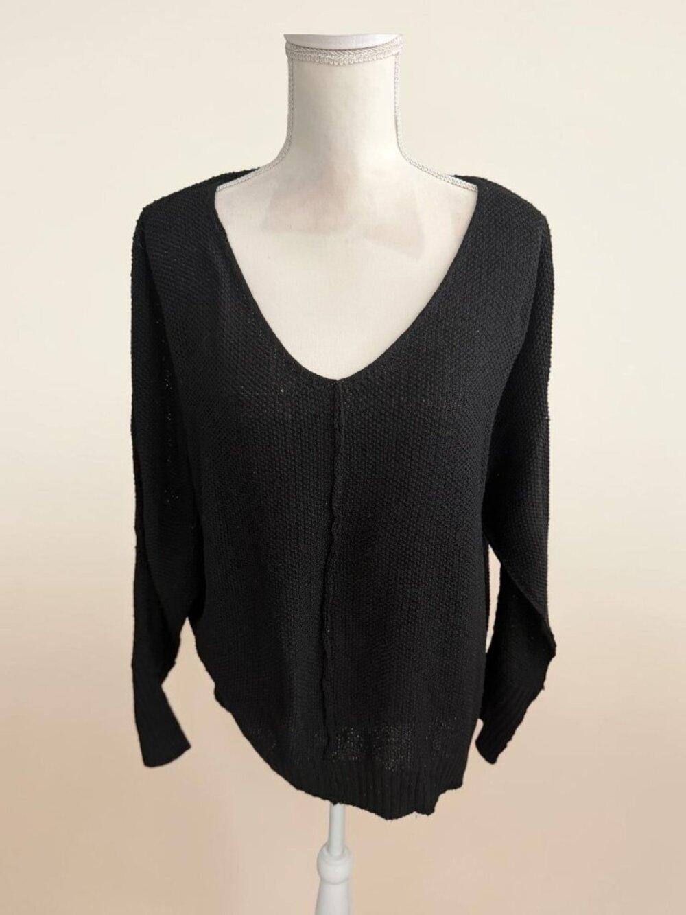 ZENANA Black Oversized Knit Sweater Size Large
